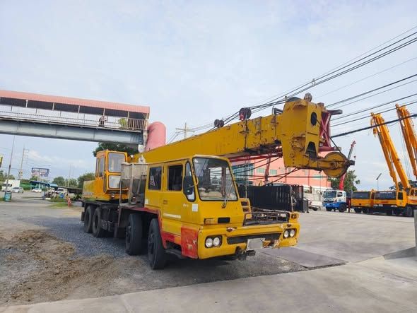 Crane