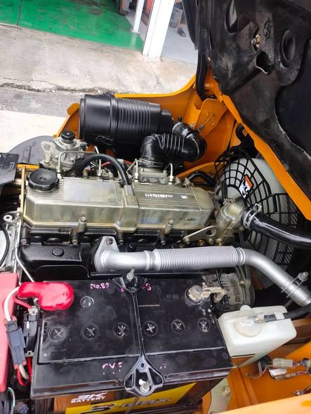 Forklift Caterpillar · DP30NT