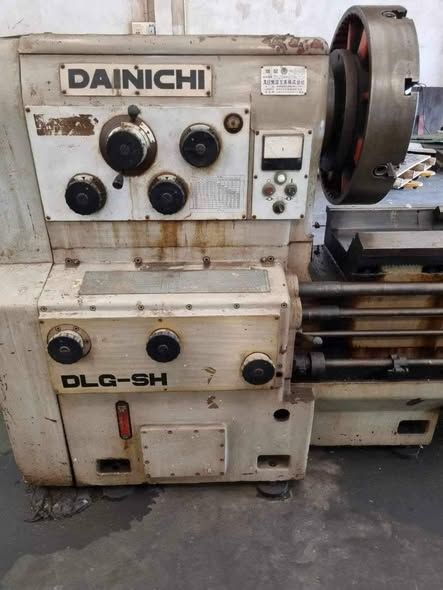 Manual Lathe Dainishi