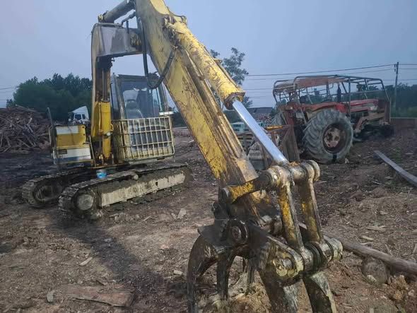 Excavator Kobelco