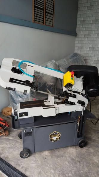 Bandsaw