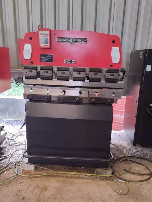 Press Brake AMADA · RG-25