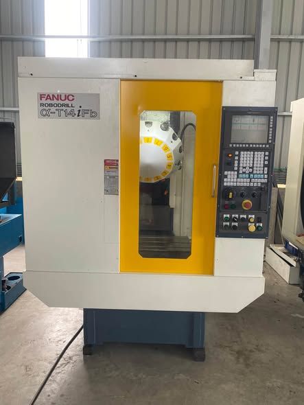 Vertical Machining Center Fanuc · Robodrill α-T14iFb