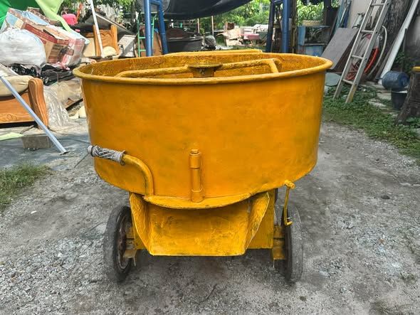 Concrete Mixer