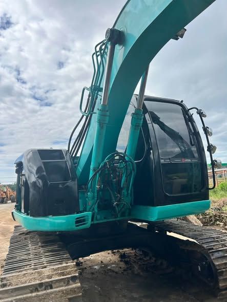 Excavator Kobelco · SK135 SR