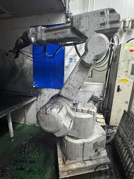 Robot Arm Yaskawa, Takubq