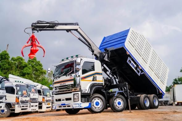 Truck Isuzu · FYH