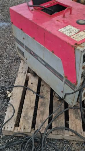 Engine-Driven Welding Machine with Generator Shindaiwa