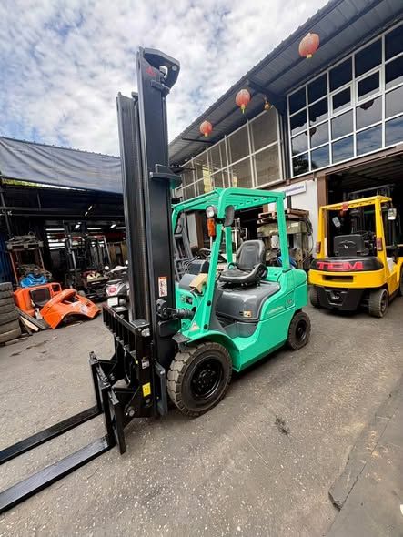 Forklift