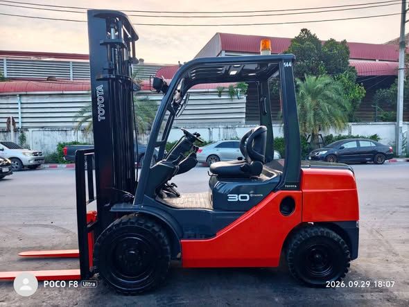 Forklift Toyota · 8FD30V40
