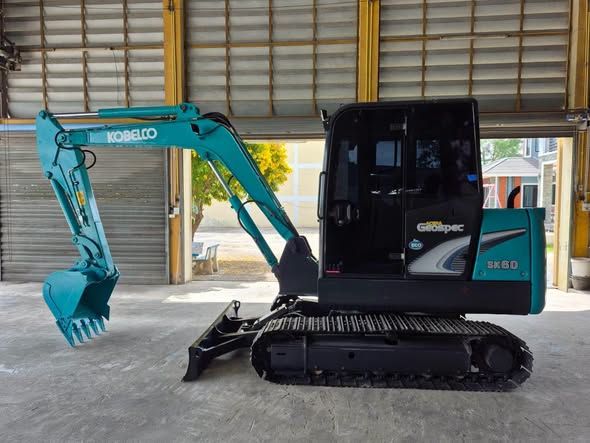 Excavator Kobelco · SK60-8