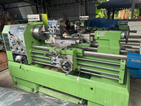 Manual Lathe TAKANG · 430N