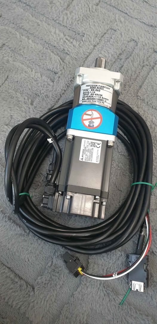 Servo Motor with Gear Head Mitsubishi · HG-KR43K