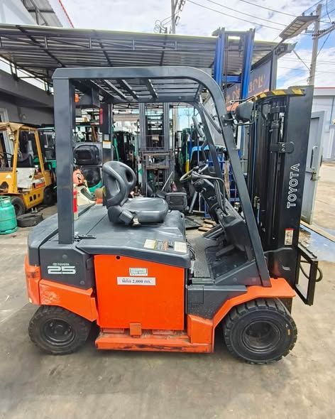Forklift Toyota · 8FB25