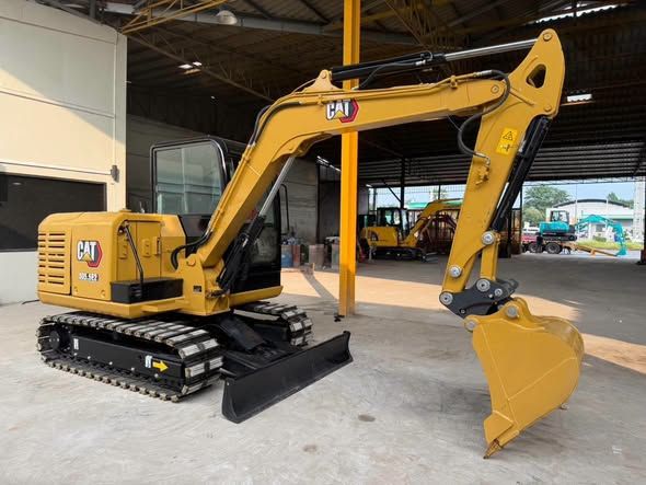 Excavator Caterpillar · 305.5E2