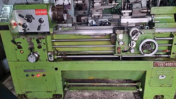 Manual Lathe Victor
