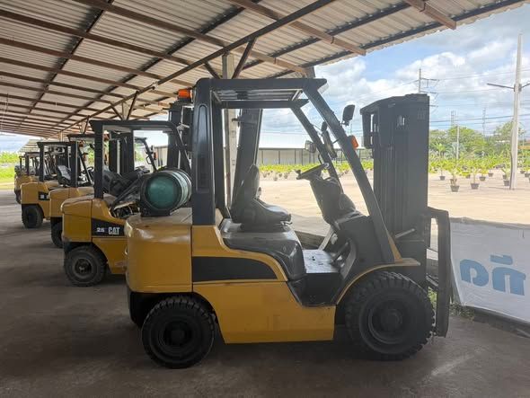 Forklift