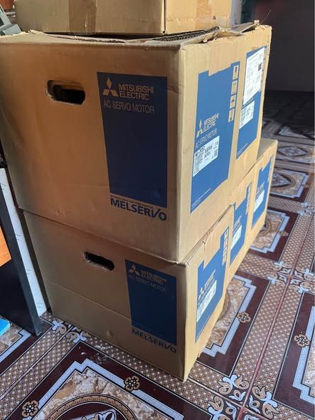 Servo Motor Mitsubishi · HG-SR352