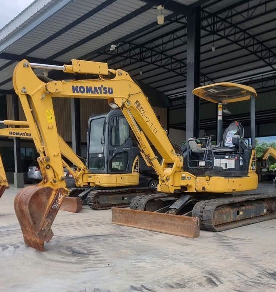 Excavator Komatsu · PC45MR-5