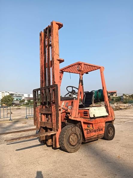 Forklift, LPG, 1.5 Ton Toyota · รุ่น 4