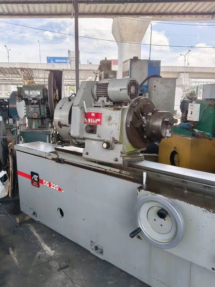 Cylindrical Grinder (Crankshaft)