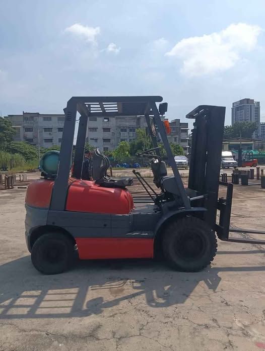 Forklift Toyota · 6FG20FV30M
