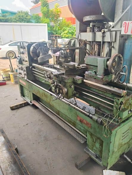 Manual Lathe