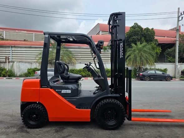 Forklift Toyota · 8FD25V40 AT