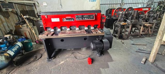 Shearing Machine AMADA · M1234