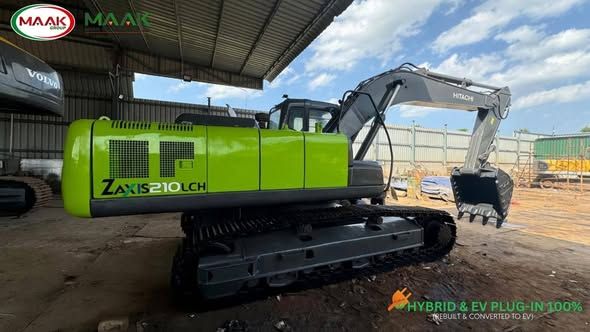 Excavator, Plug-In Electric and Diesel MAAK Electra