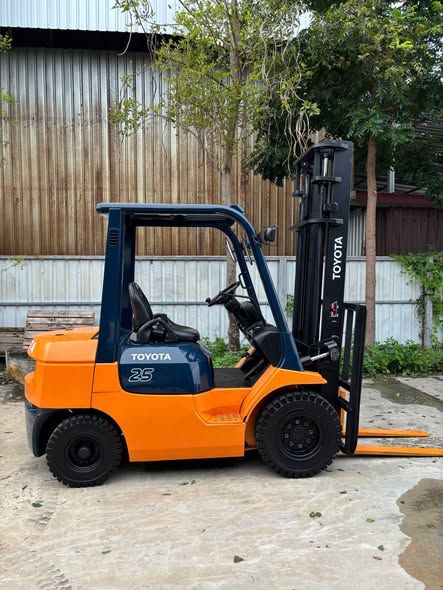 Forklift Toyota · รุ่น 7
