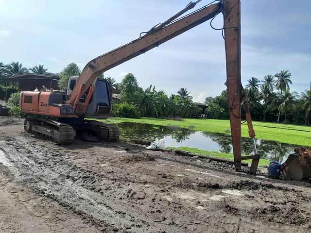 Long Boom Excavator Hitachi · ZX120