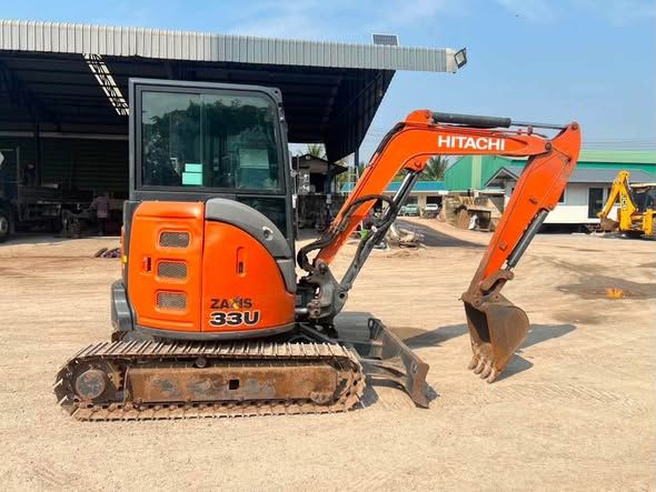 Excavator Hitachi · XZ33U