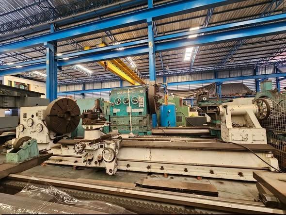 Manual Lathe Kobe Diesel · KH-HO-12