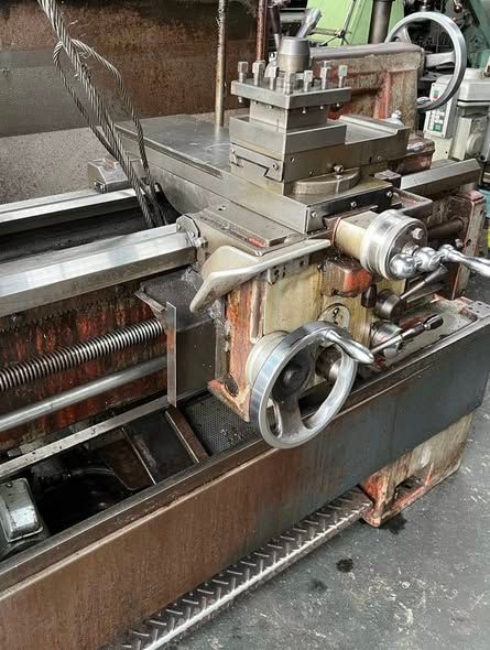 Manual Lathe Howa · Strong 860