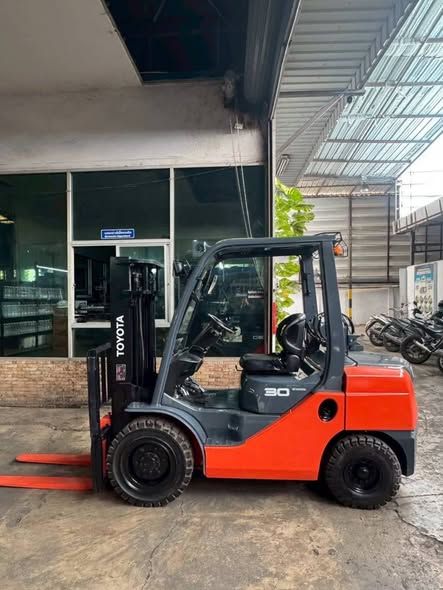 LPG Forklift Toyota · 32-8FG30