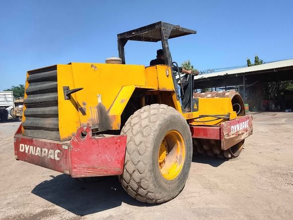 Road Roller Dynapac · CA251D
