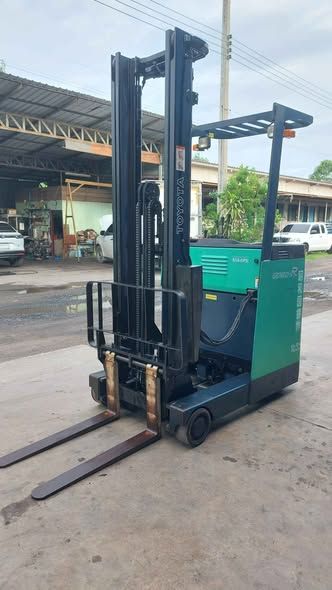 Electric Stand-Up Forklift