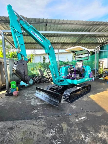 Excavator Komatsu · PC30-7