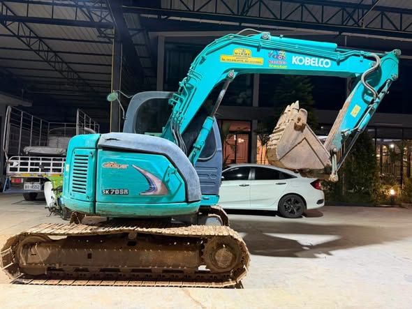 Excavator Kobelco · SK70SR