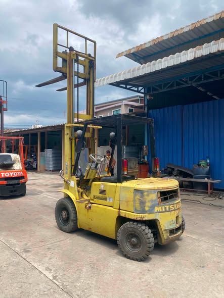 Forklift