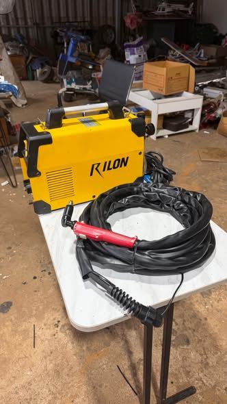 Plasma Cutter RILON · CUT 40