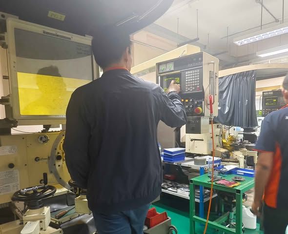 Broach Regrinding Machine Nachi