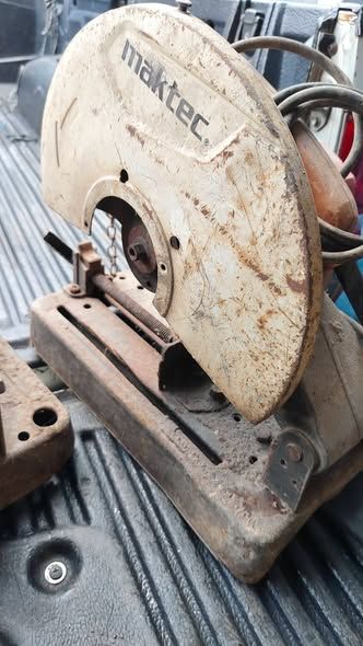 Cut-Off Saw Maktec