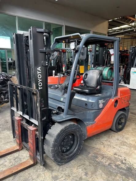 Forklift Toyota · 32-8FGJ35