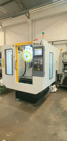 Vertical Machining Center Fanuc · Alpha T-14iA