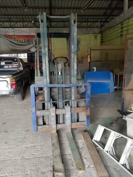Forklift