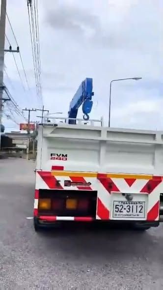 Crane (Truck-Mounted) Isuzu · FVM240