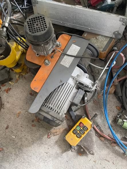 Electric Hoist