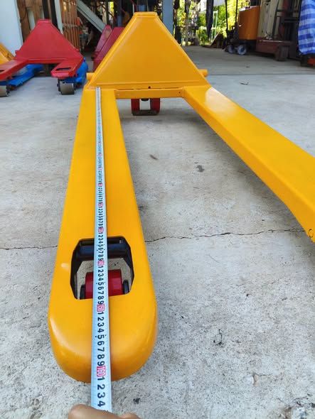 Manual Pallet Jack